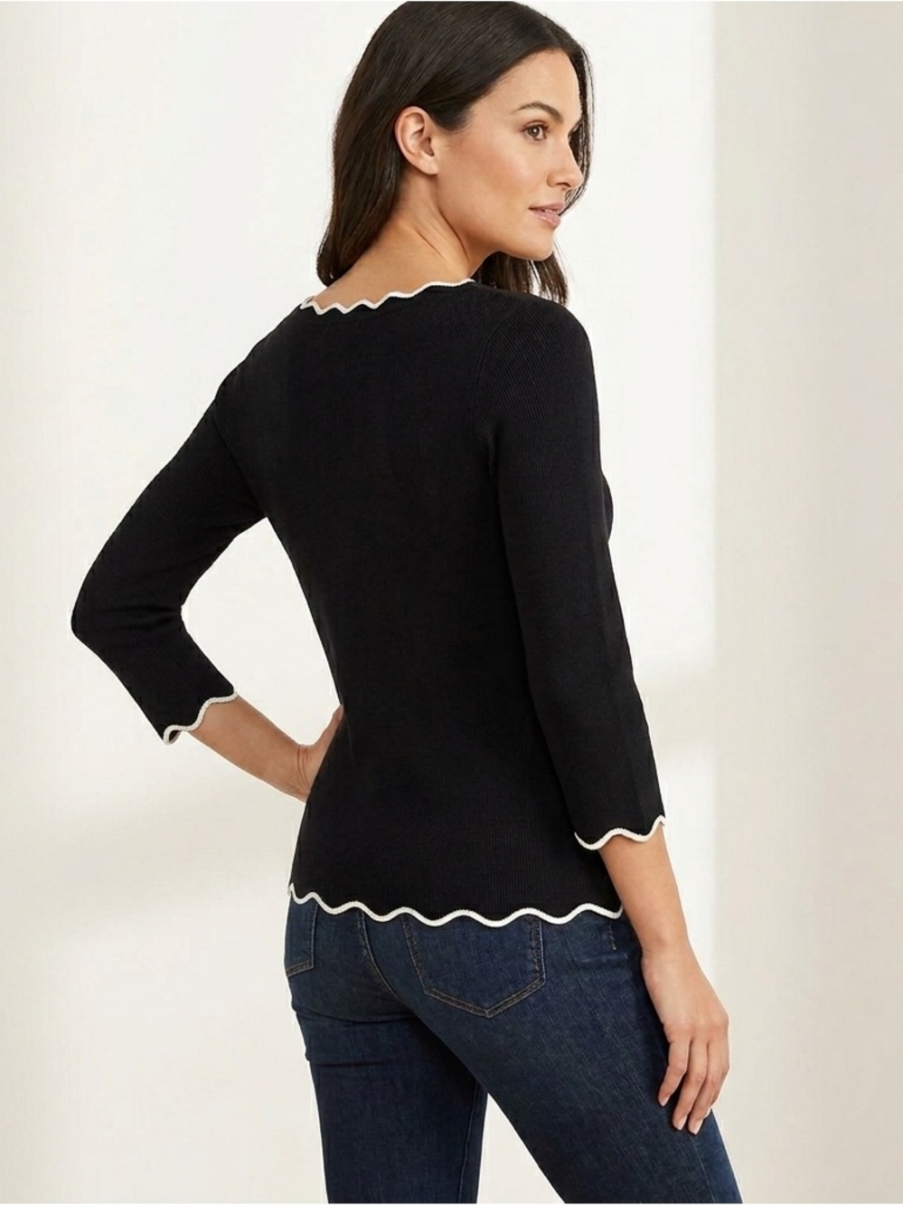 Roz & Ali Black Knit Top with White Scallop Neckline